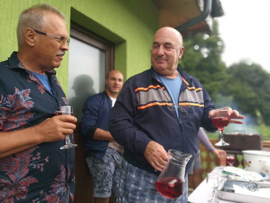 Agropensiunea Valea Fagilor Luncavita Kültér fotó
