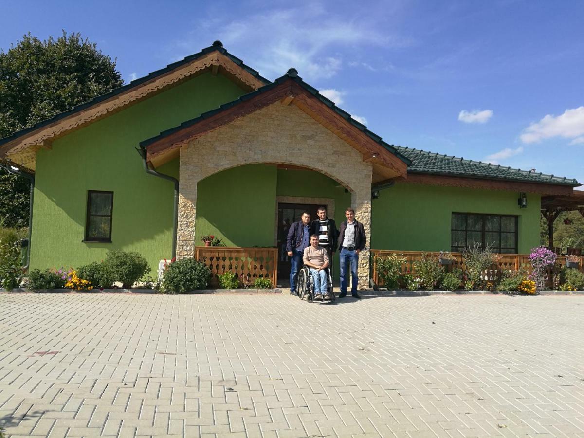 Agropensiunea Valea Fagilor Luncavita Kültér fotó
